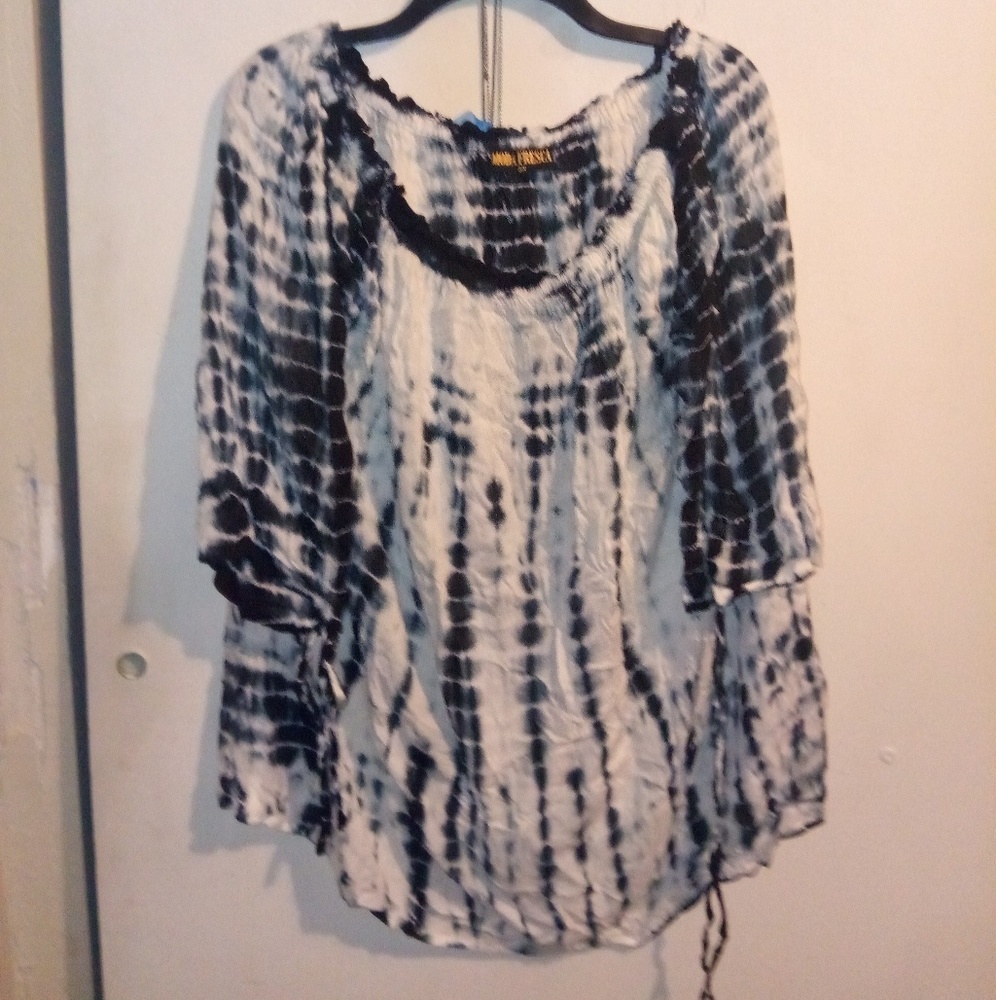 Blouse run true size